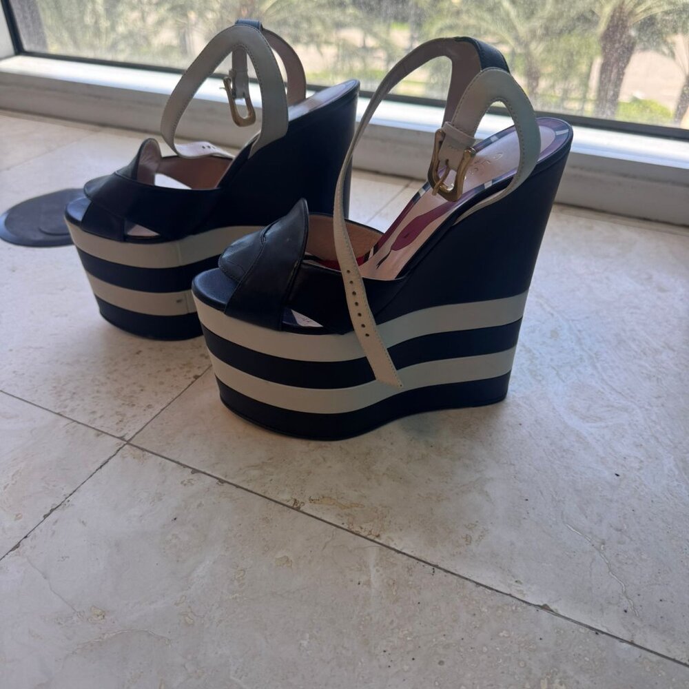Gucci Platform Sandals Wedges White and Blue